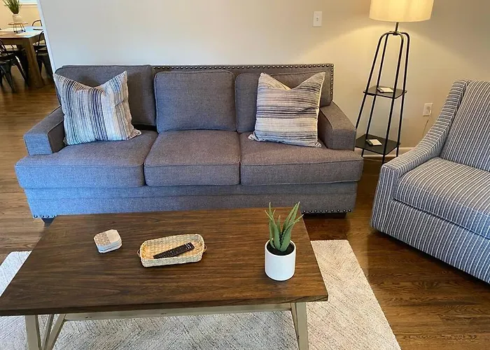 Pine Valley Place 3 Bedroom 2 Bathroom House