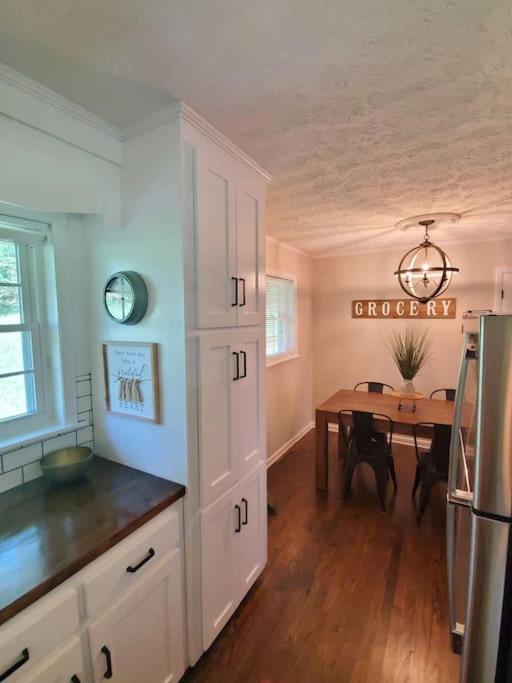 Pine Valley Place 3 Bedroom 2 Bathroom House * Gainesville