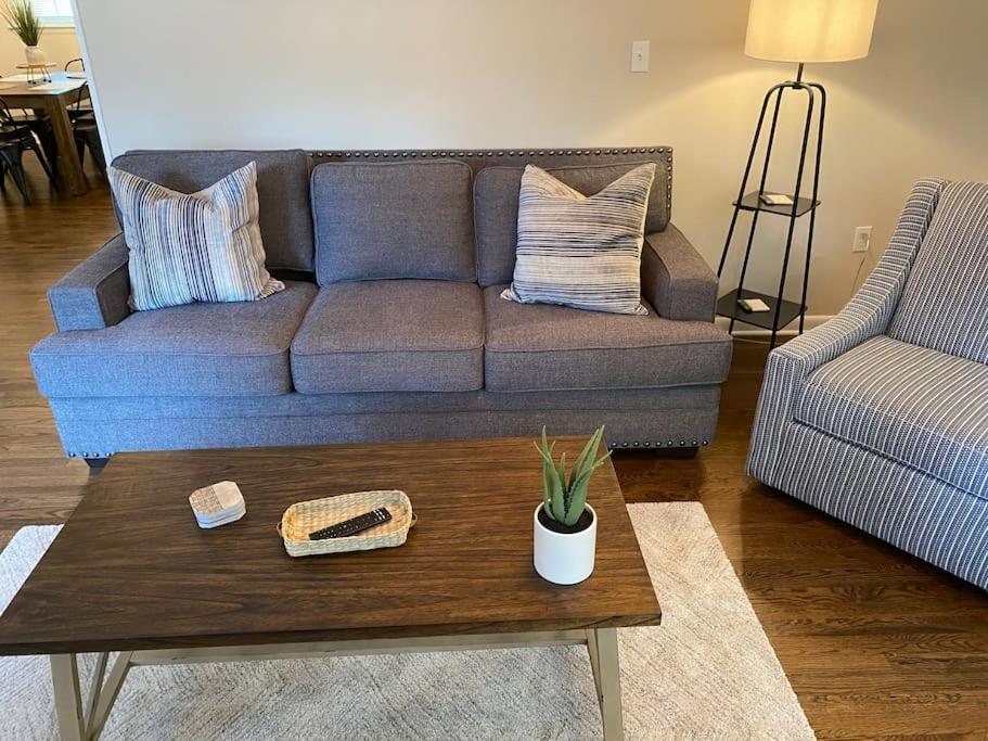 Pine Valley Place 3 Bedroom 2 Bathroom House